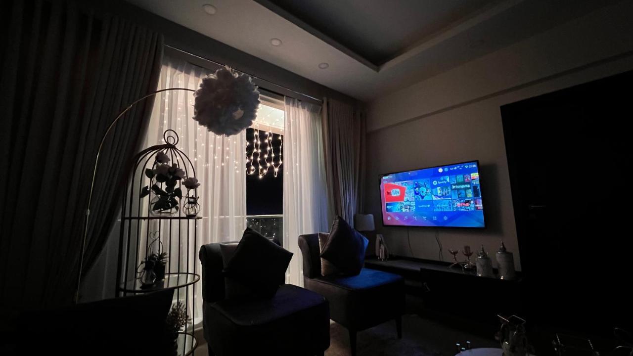 Sky Heights Luxury Apart Facing Centaurus Apartamento Islamabad Exterior foto